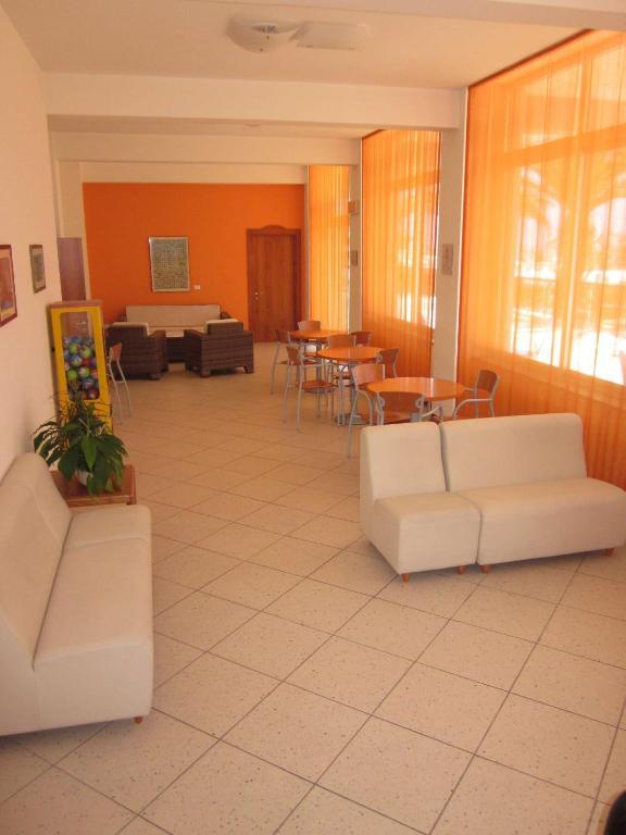 Tourist Residence San Benedetto del Tronto Exterior foto