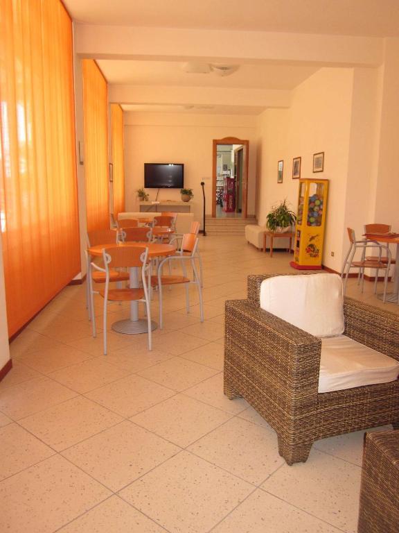 Tourist Residence San Benedetto del Tronto Exterior foto
